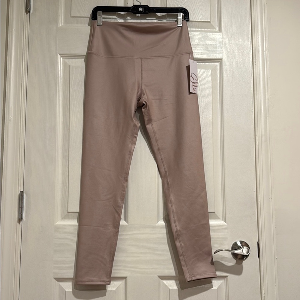 Ellie High-Waisted Mauve Leggings NWT Size Large
